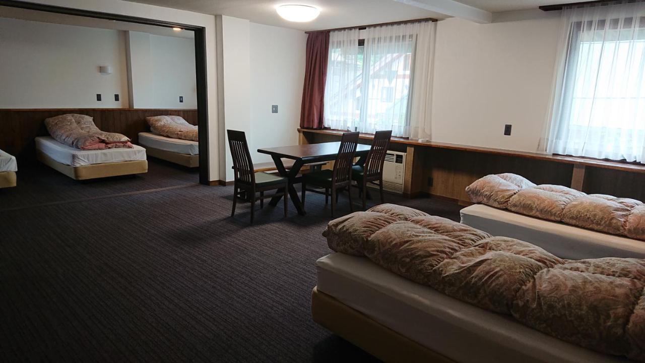 Hotel Weisser Hof Happei Hakuba Eksteriør bilde